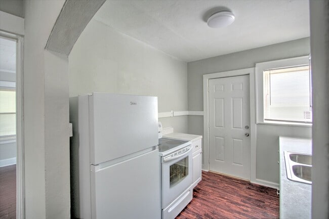Photo - Affordable 2 Bedroom, 1 Bathroom Duplex near Northgate Park!