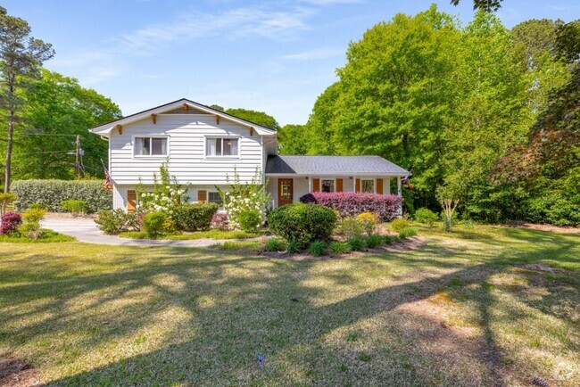 Building Photo - 4014 Foxglove Rd Rental