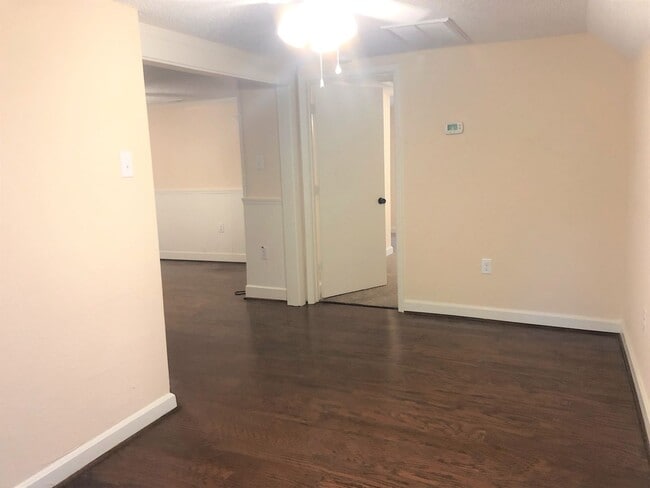 Photo - 1207 Maple St Unit B