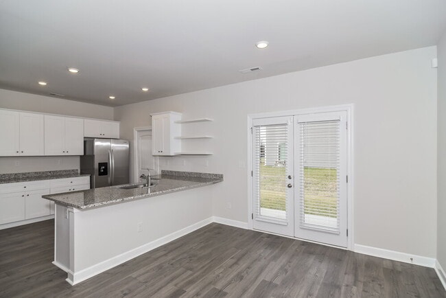 Photo - 2420 Nabali Wy