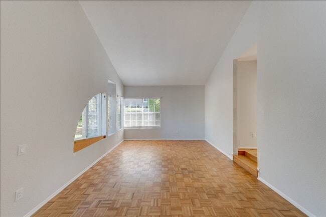 Photo - 407 Village Center Dr