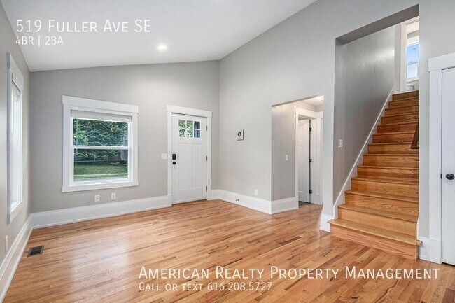 Photo - 519 Fuller Ave SE