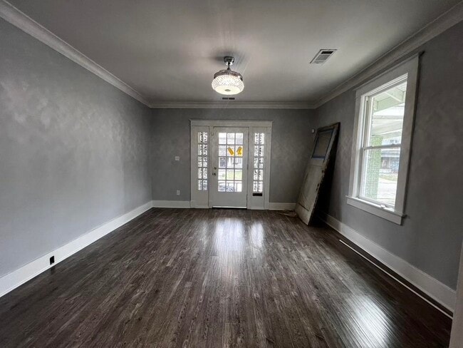 Photo - 1052 Faxon Ave