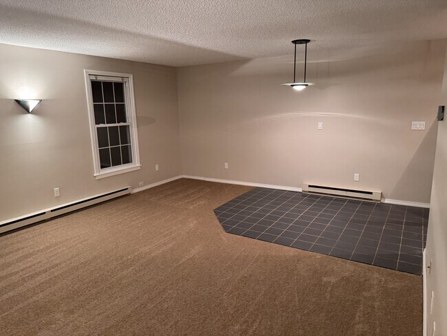 Photo - 239 Old Farms Rd Unit 7-B