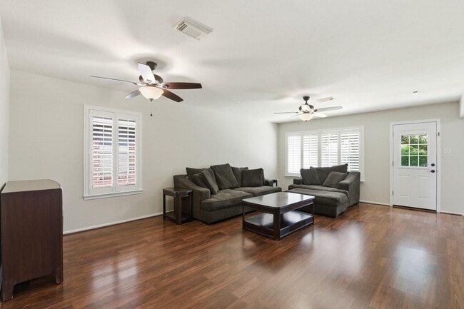 Photo - 30834 Melita Dr