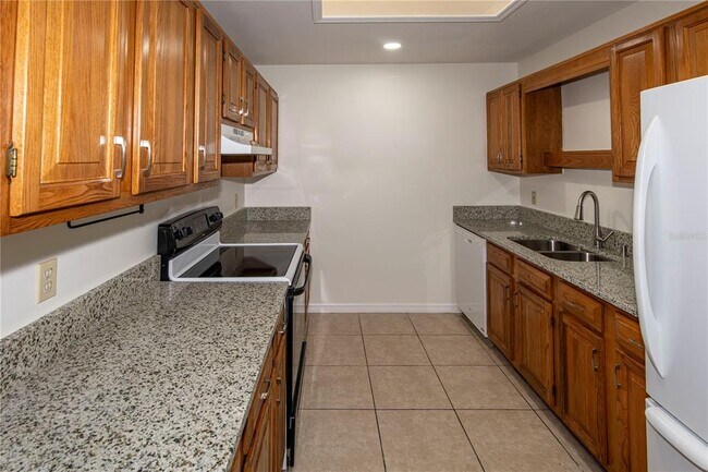 1618 Asher Ln