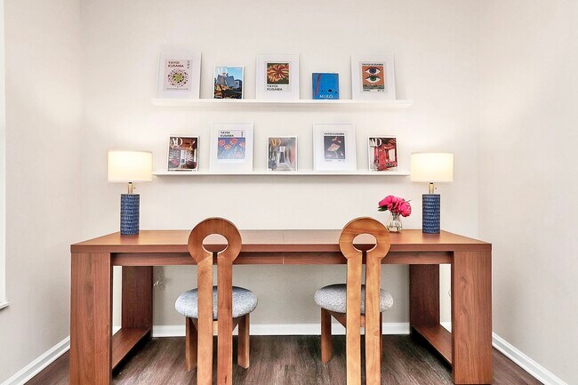 Social Study Room - 7737 Batavia Ln