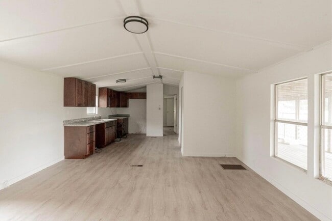 Photo - 2422 Avilion Ct