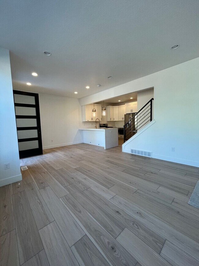 Photo - 4632-4634 Locust Hills Ct Unit 4634 Locust Hills Ct