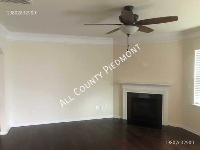 Photo - 7711 Kelburn Ln