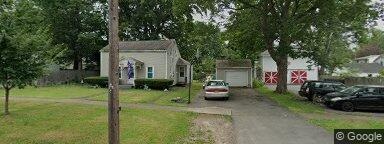 206 Balsam St
