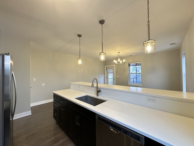 Photo - 1921 W 21st St Unidad M06H