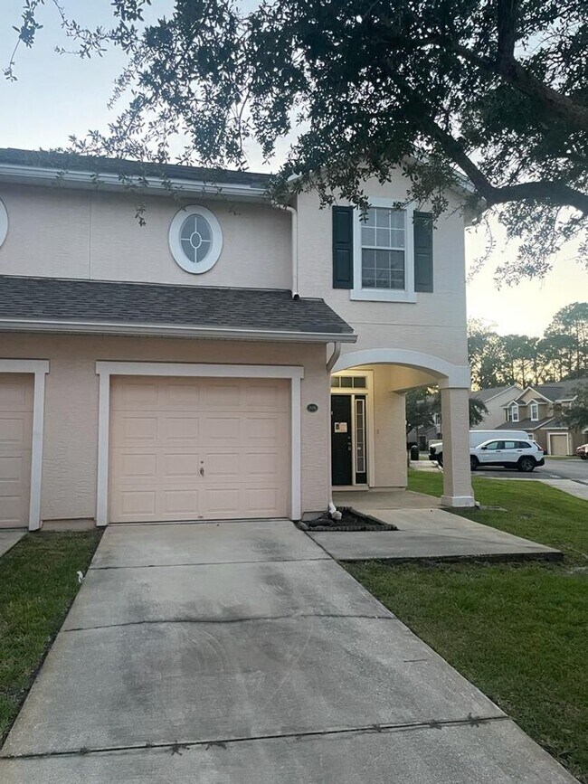 Building Photo - MOVE IN SPECIAL!!!   3 BEDROOM 2 BATHS JAC...