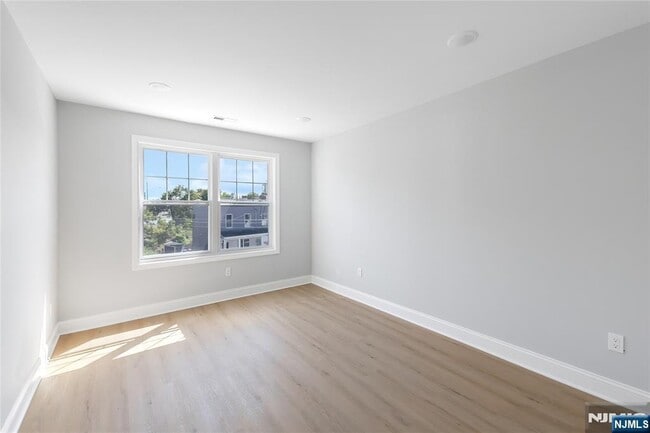 Photo - 110 Madison St Unidad 2