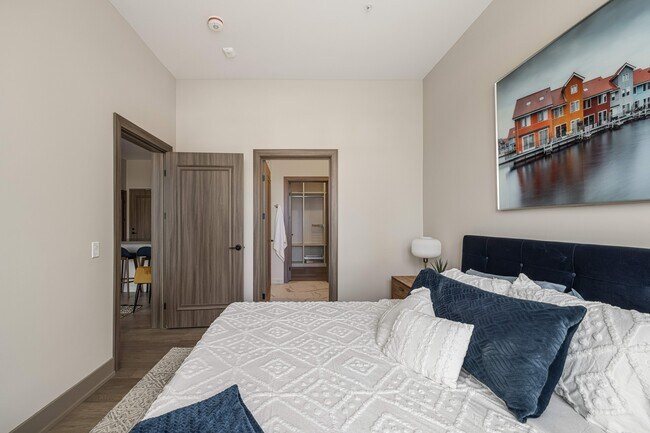 Photo - 2274 Princess St.