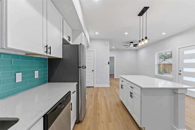 Photo - 5420 Elysian St Unit E