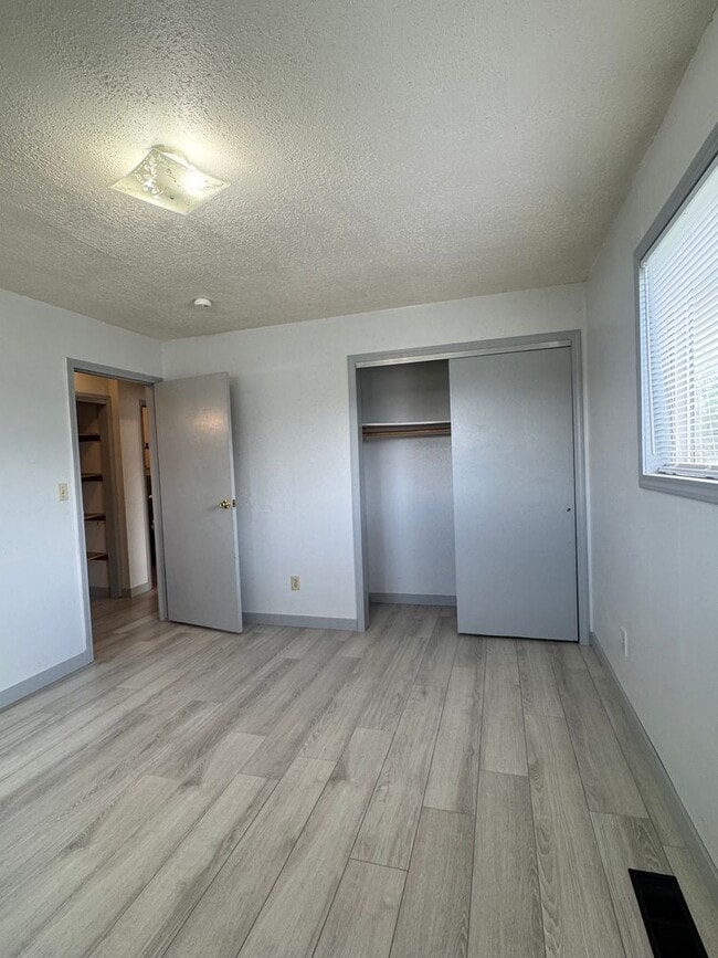 Photo - d1606 Unit 2