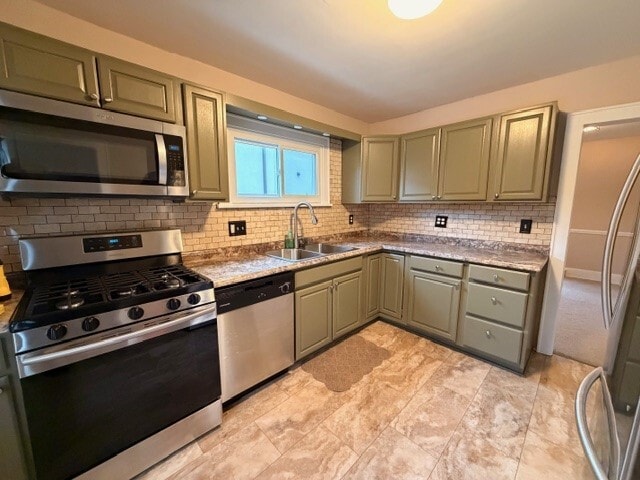 kitchen - 110 Lowell Ave