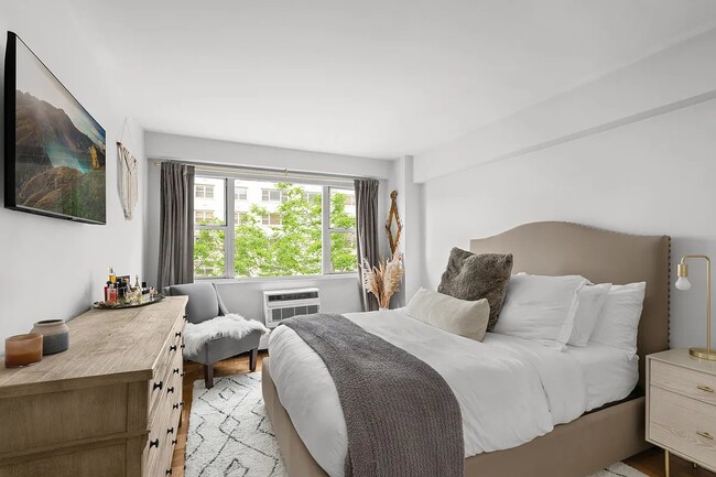 Photo - 79 W 12th St Apartamento Unidad 24F