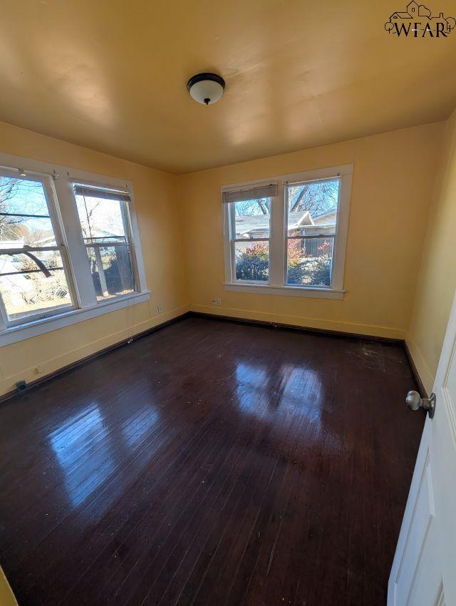 Photo - 2406 Avenue E