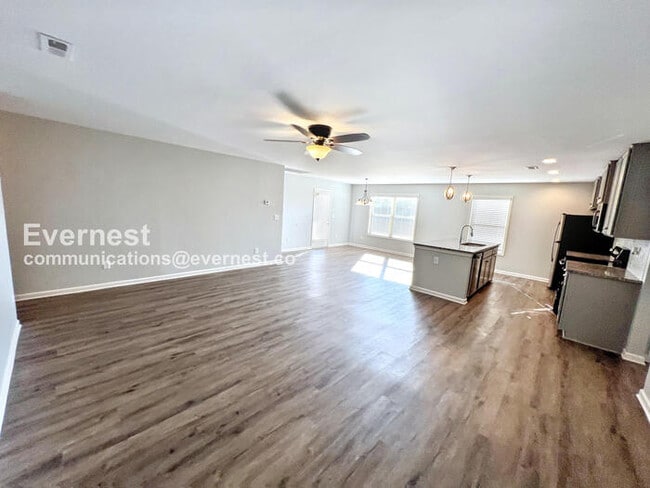 Photo - 264 Fenrose Dr