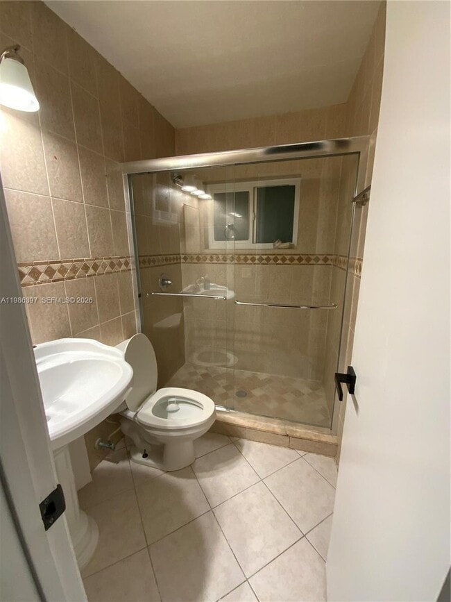 Photo - 11128 Median St