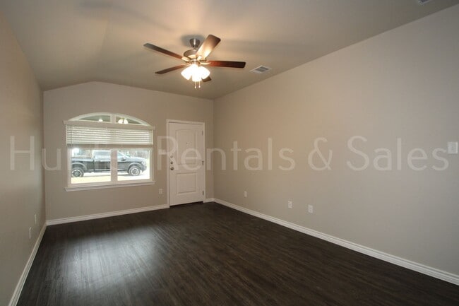 Photo - 505 Bonnie Dr Unit B