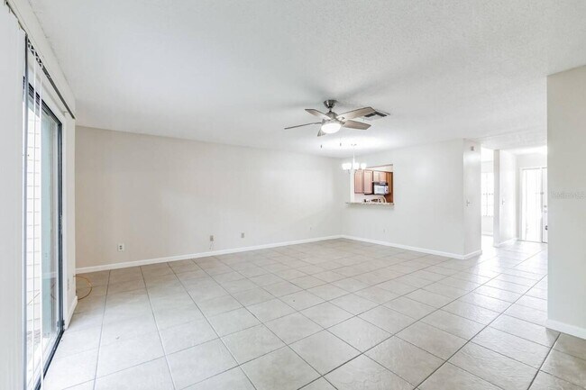 Photo - 2748 Candlewood Ct