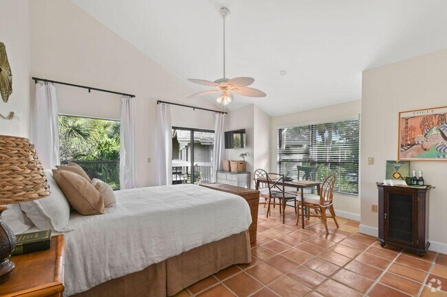 Building Photo - 11863 Wimbledon Cir Unit 507 Rental