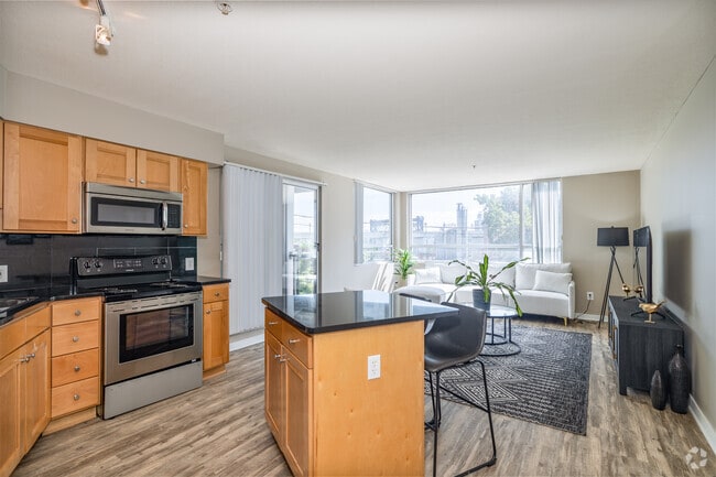 2BR, 2BA - 1,300SF - Style A&B - Kitchen