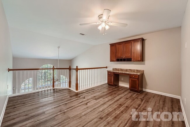 Photo - 2748 Pierce Brennen Ct NE