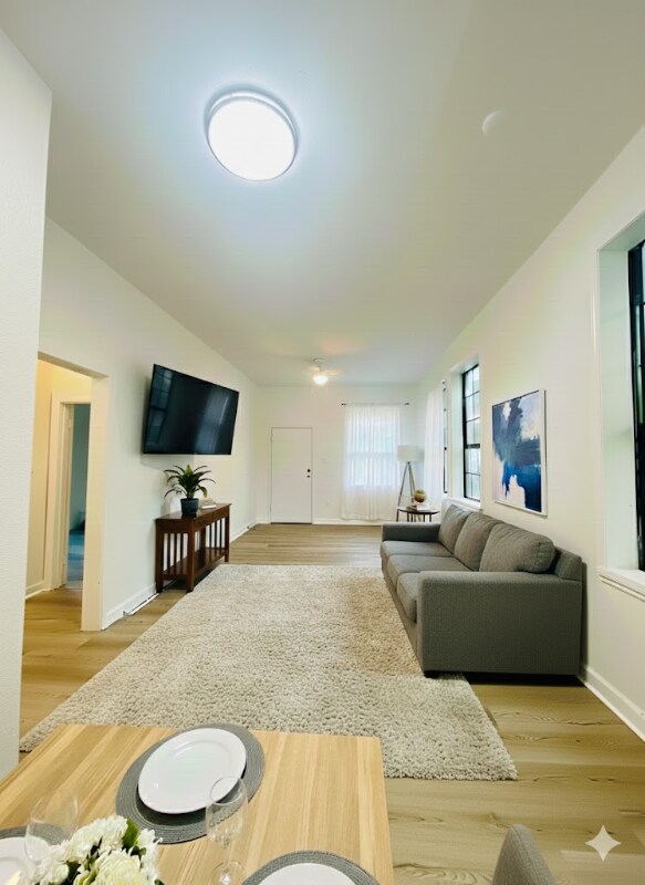 Photo - 503 Cannon St