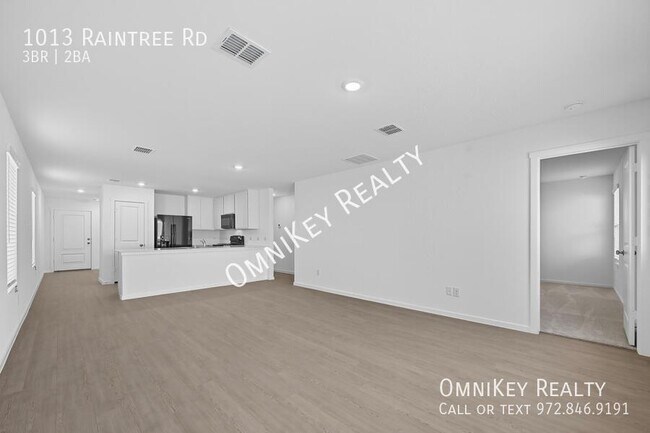 Photo - 1013 Raintree Rd