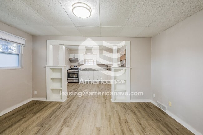 Photo - 349 James St