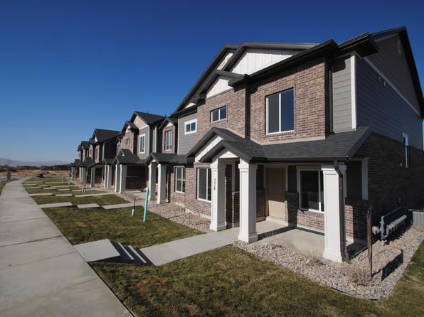 Photo - 2051 N 350 E Townhome