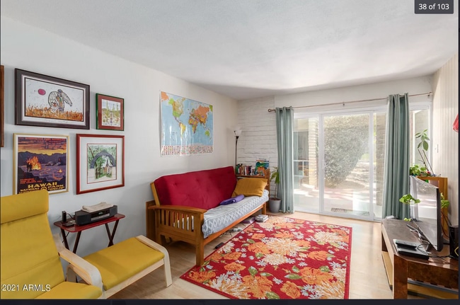 Building Photo - 4352 N 36th Plz Unit 3