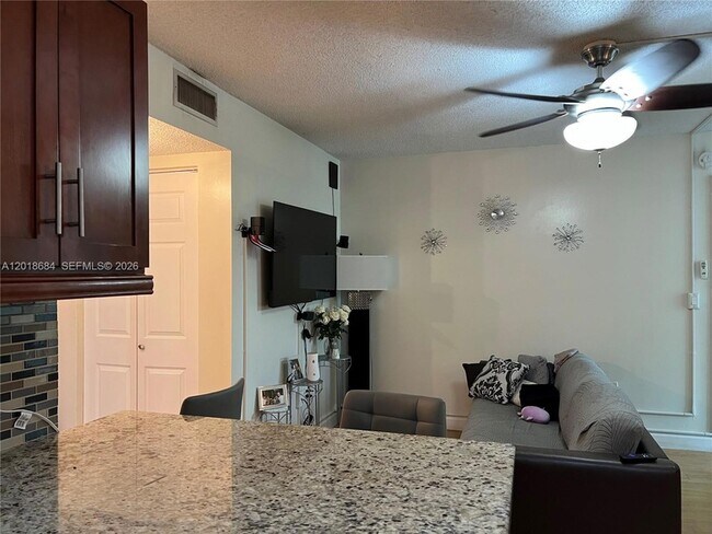 Photo - 2075 SW 122nd Ave Unit 207