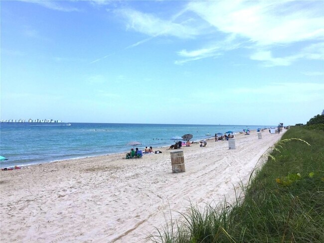 Photo - Surfside Miami Beach