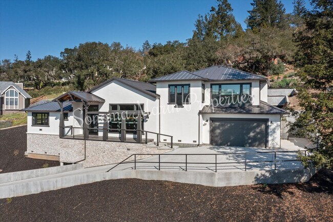 Building Photo - Stunning Brand-New Home in Fountaingrove | 3 Bed + 3.5 Bath | 2,968 Sq Ft