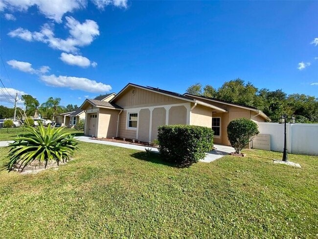 Photo - Charming 3-Bedroom Home with Modern Upgrades in Poinciana, FL
