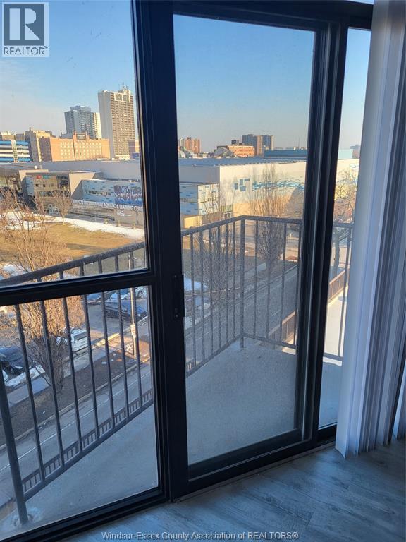 Photo - 515 Riverside Dr W Unité 603