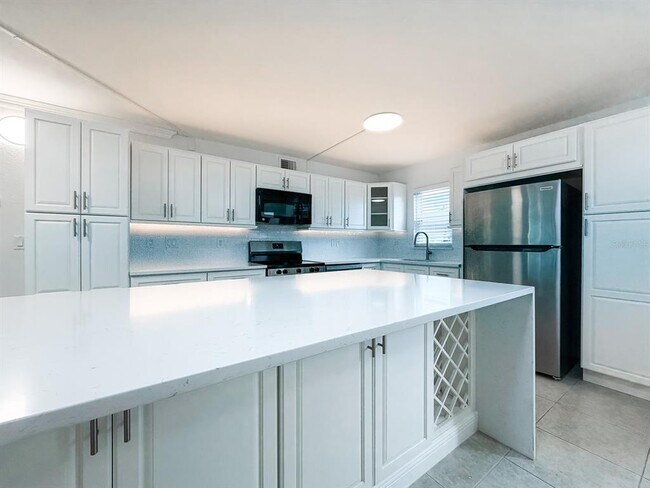 Photo - 7625 Sun Island Dr S Unit 101