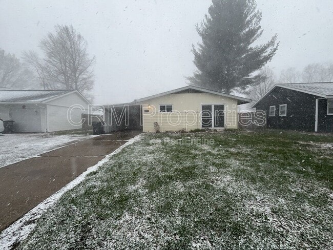 Building Photo - 5117 Arrowhead Blvd