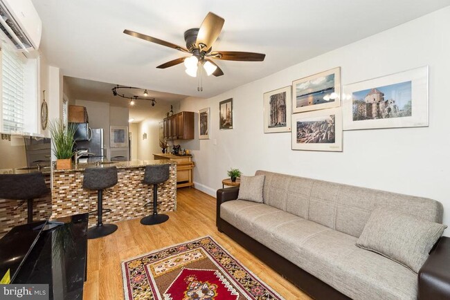 Photo - 428 8th St SE Apartamento Unidad A