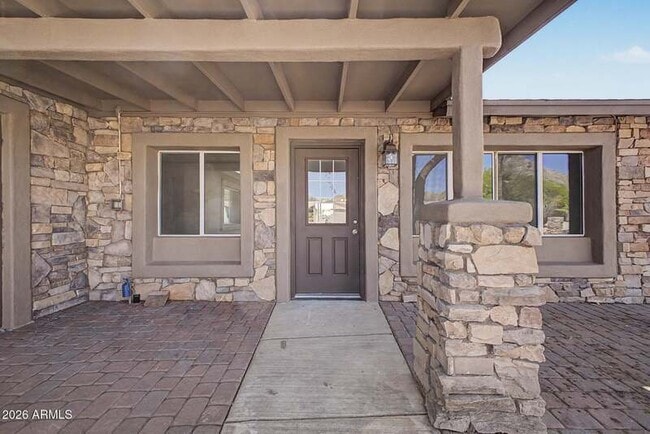 Photo - 2601 E Dahlia Dr