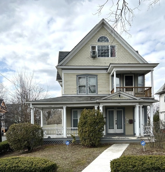 Building Photo - 104 Howard Ave Rental