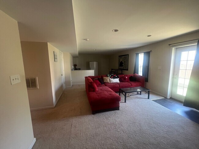 Photo - 248 Olympic Dr