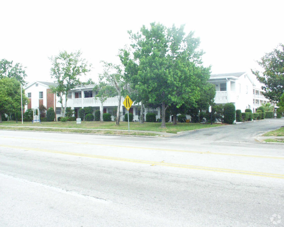 Photo - Dover Apartments
