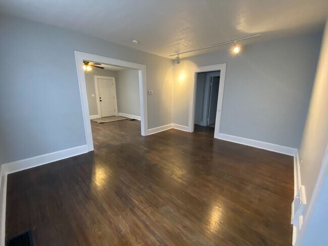 Photo - COLLEGE PRE-LEASING