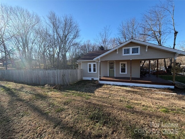 Building Photo - 31 Carolina Ave